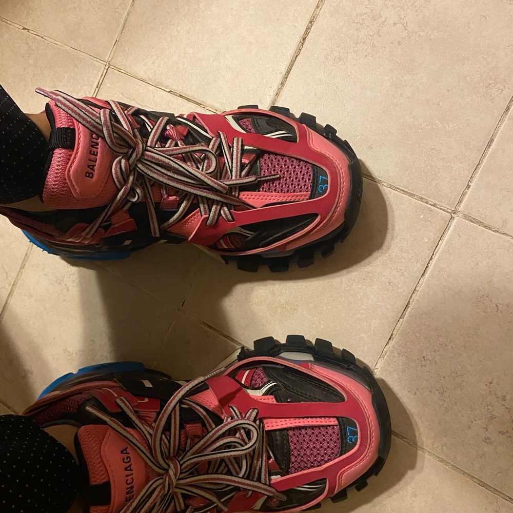 Balenciaga sneakers size 37 pink and blue great condition